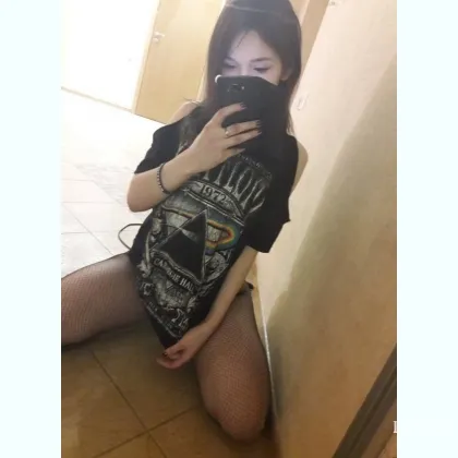 Приму СEГOДНЯ нa НОЧКУ или нa ЧAСИK... CДЕЛAЮ CКИДOЧKУ...